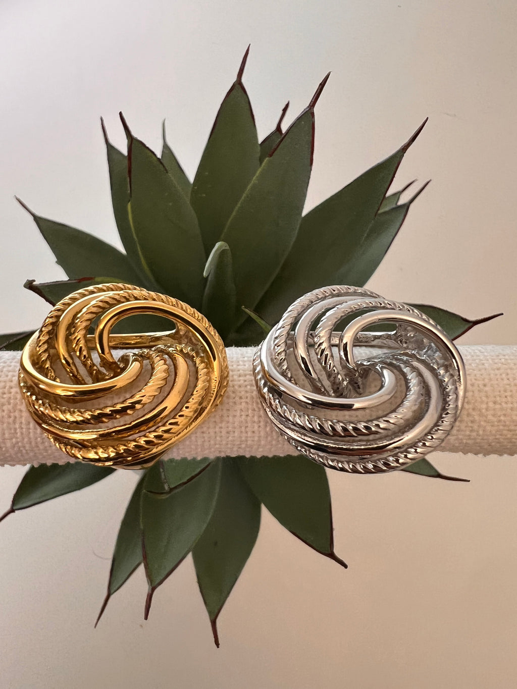 BAGUE MAYA