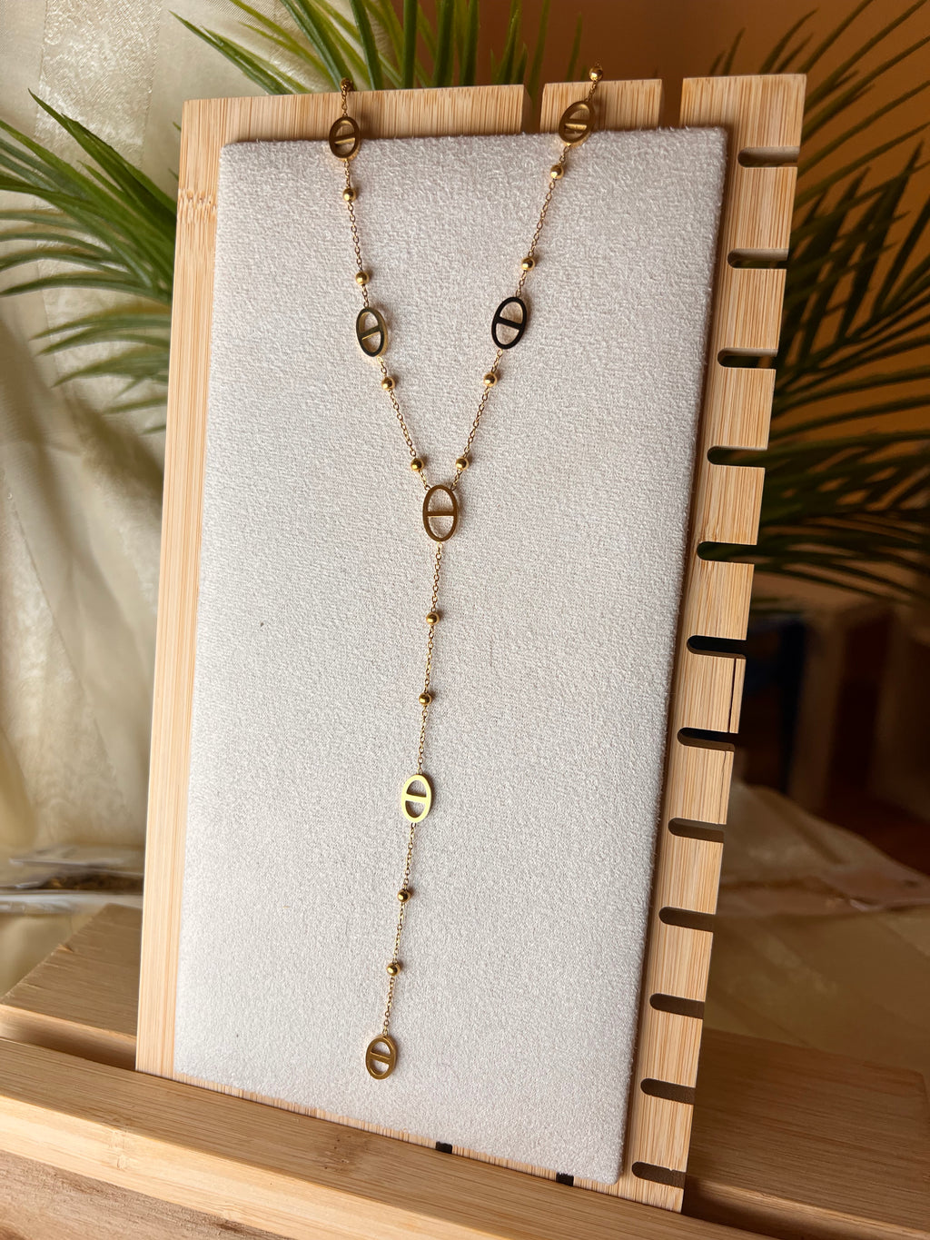 COLLIER Y BABY MAJESTÉ