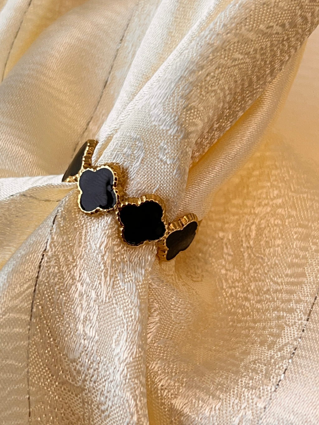 BAGUE REINE