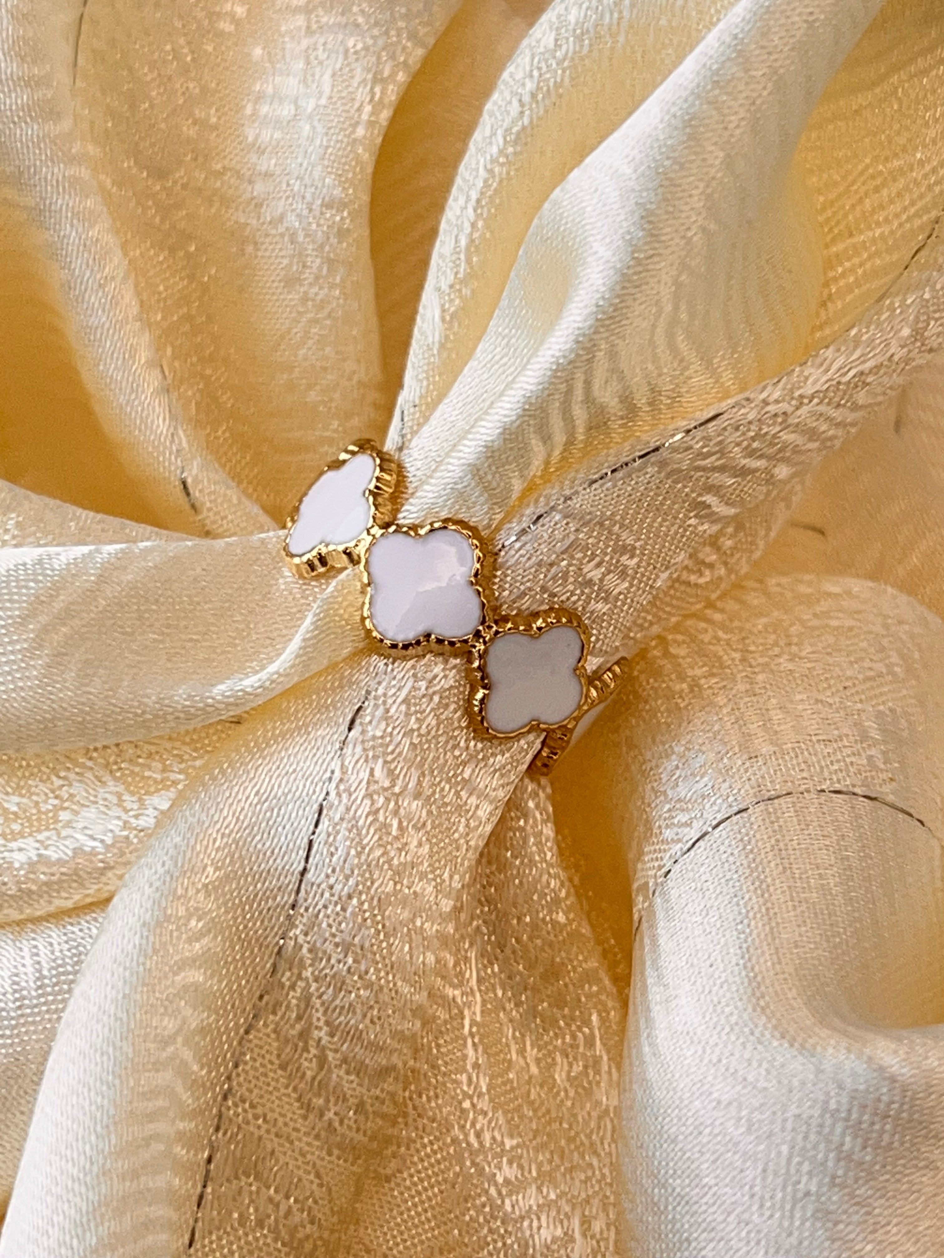BAGUE REINE